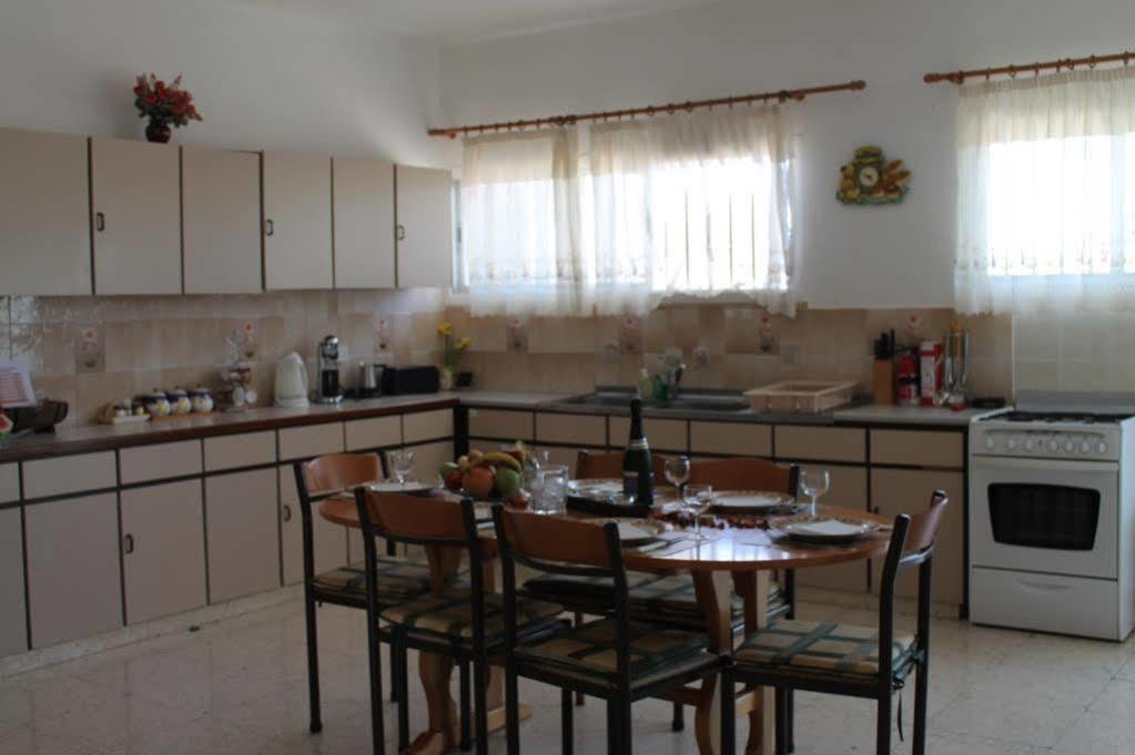 Вилла Yiangos House Нео-Хорио Экстерьер фото